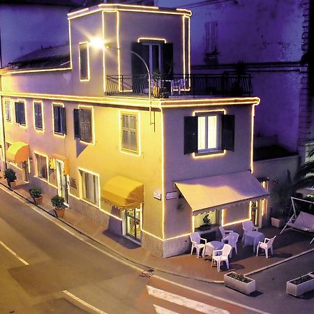 Albergo Savoia Ospedaletti Exterior photo